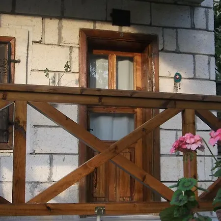 Borabora מלון 2*